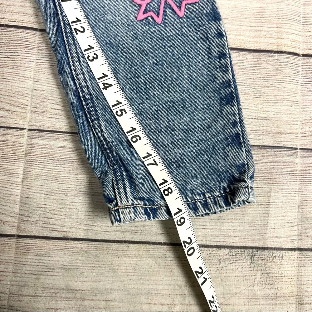 H&M Girls Hello Kitty Relaxed Fit Paper Bag Jeans Embroidered Denim Size 6